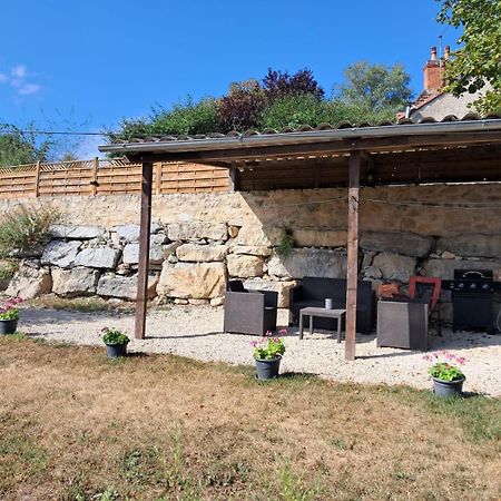 Le Cele Villa Orniac Bagian luar foto